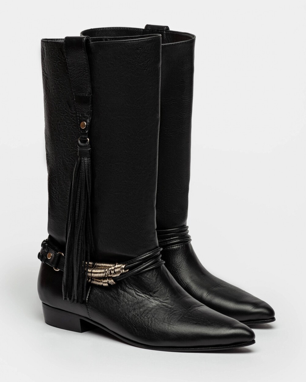 Bota Caña Media Amazonia En Cuero Liso Negro