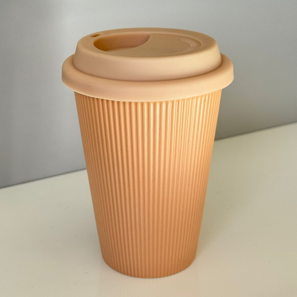 Vaso Café/Té de Ceramica c/Tapa Silicona 400ML 