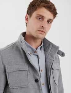 300256 SOBRETODO HARRINGTON LABEL Gris
