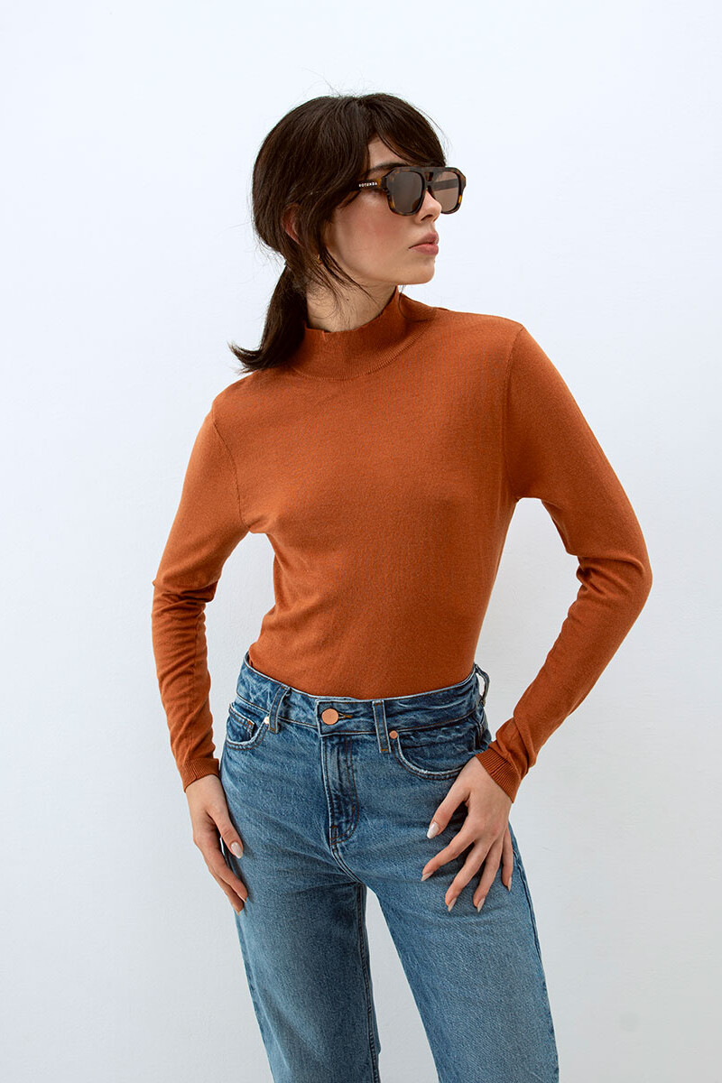 Adina Tan