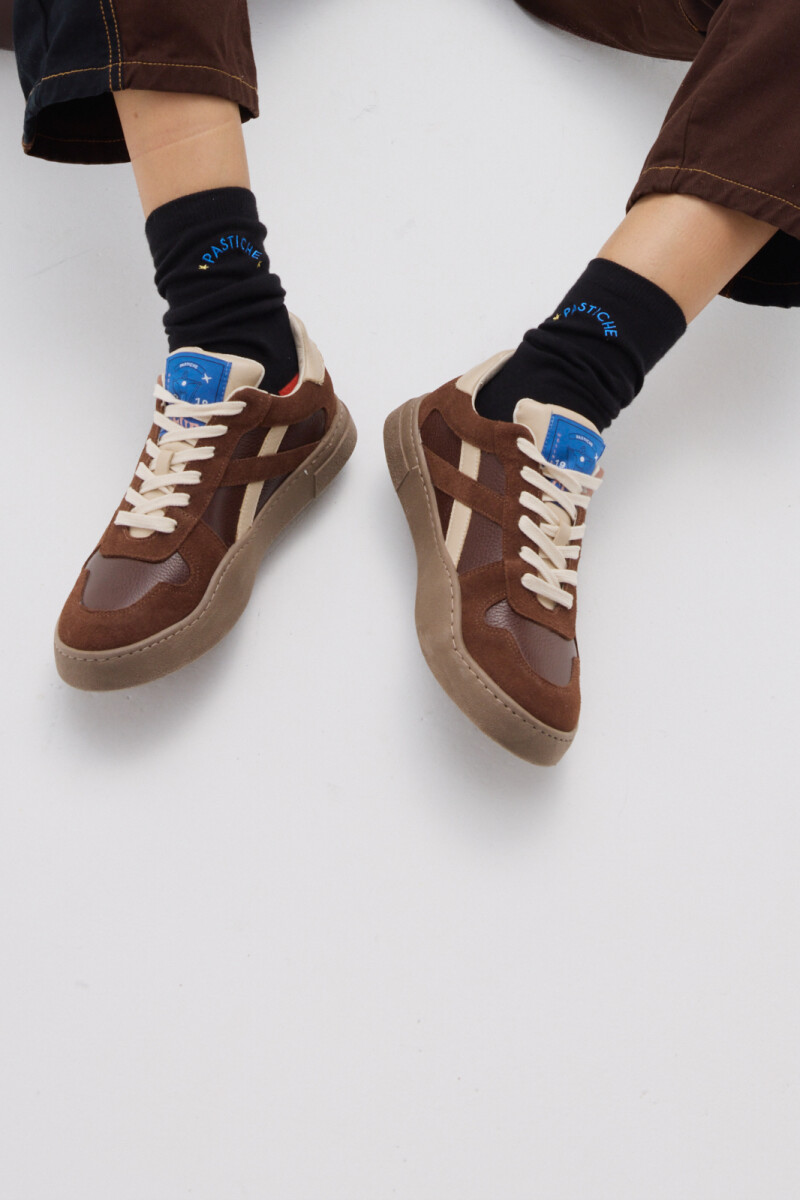 Sneaker Club 82 Chocolate