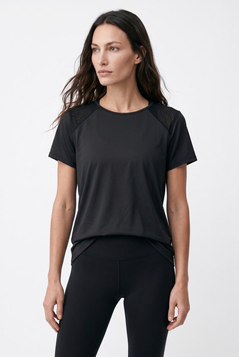 REMERA TANKA - NEGRO. 