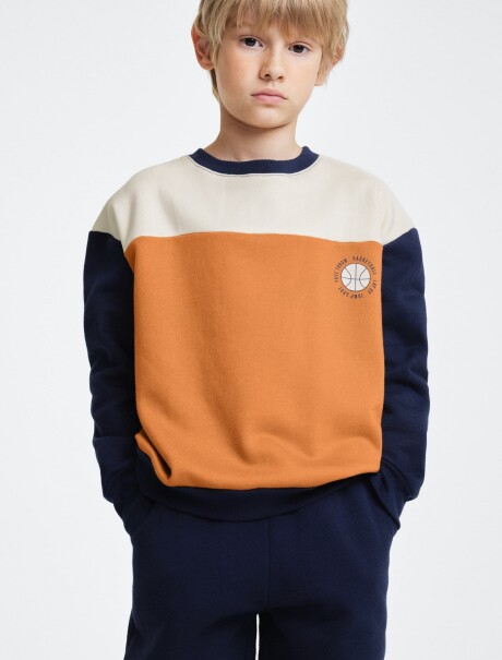 CONJUNTO INFANTIL CON ESTAMPA AZUL