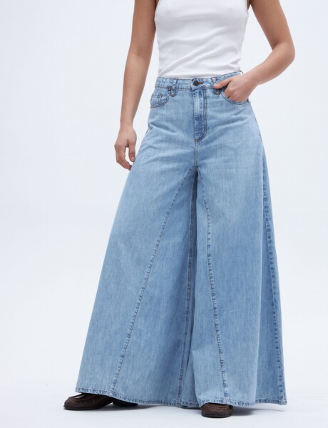 Jean Adela Light Blue 26