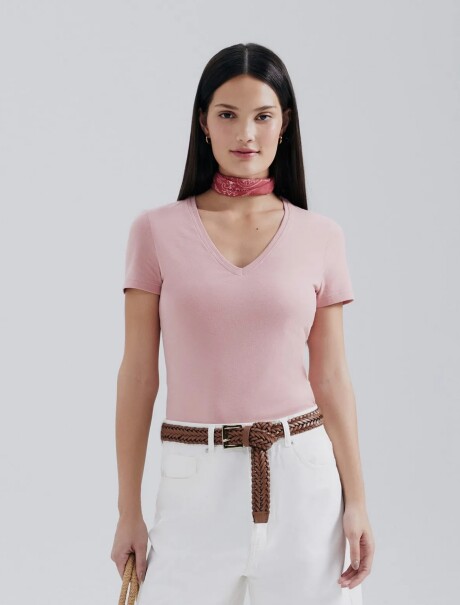 CAMISETA BÁSICA MANGA CORTA CUELLO EN V ROSA