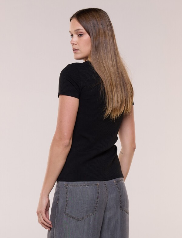 Remera Básica Ribs NEGRO