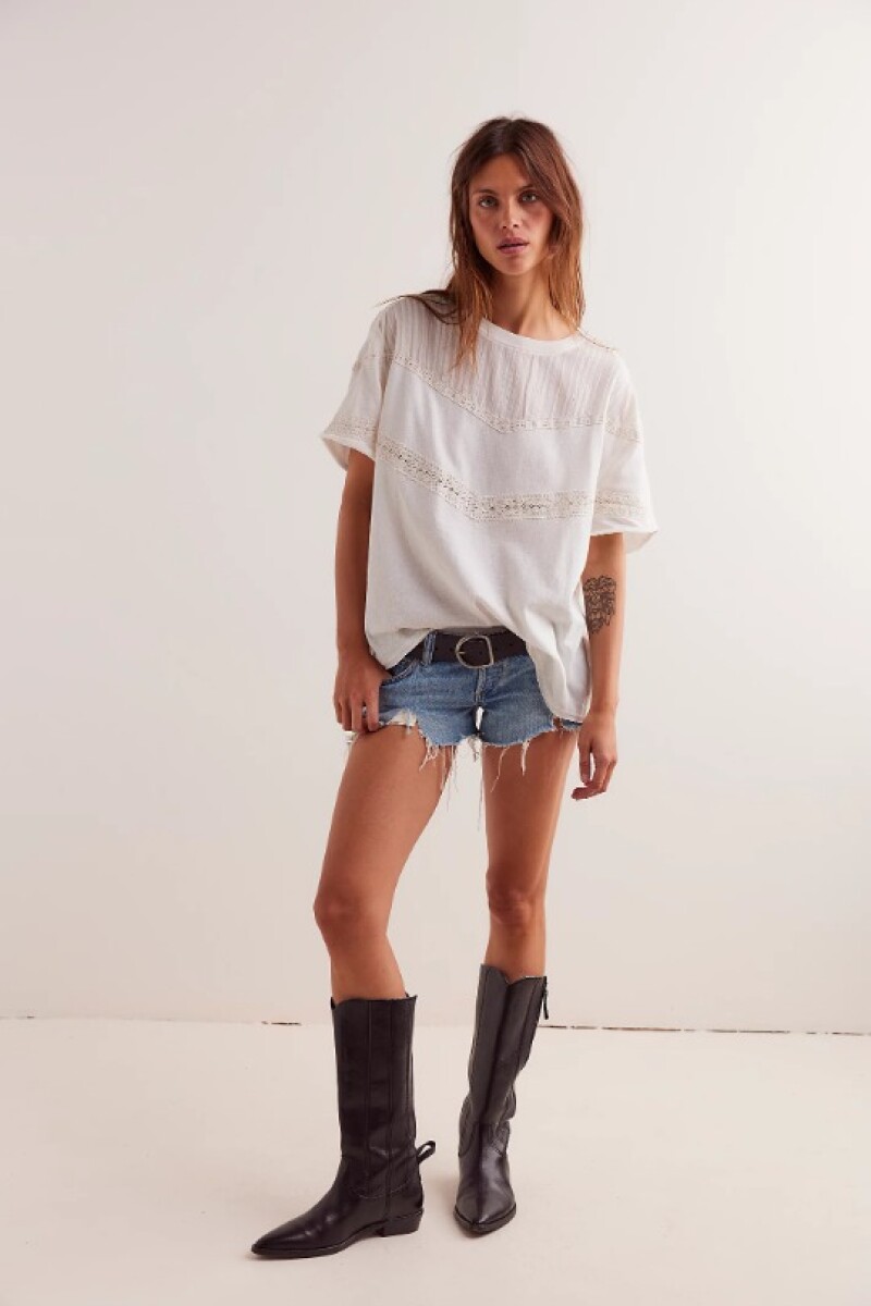Remera Dorothy Marfil