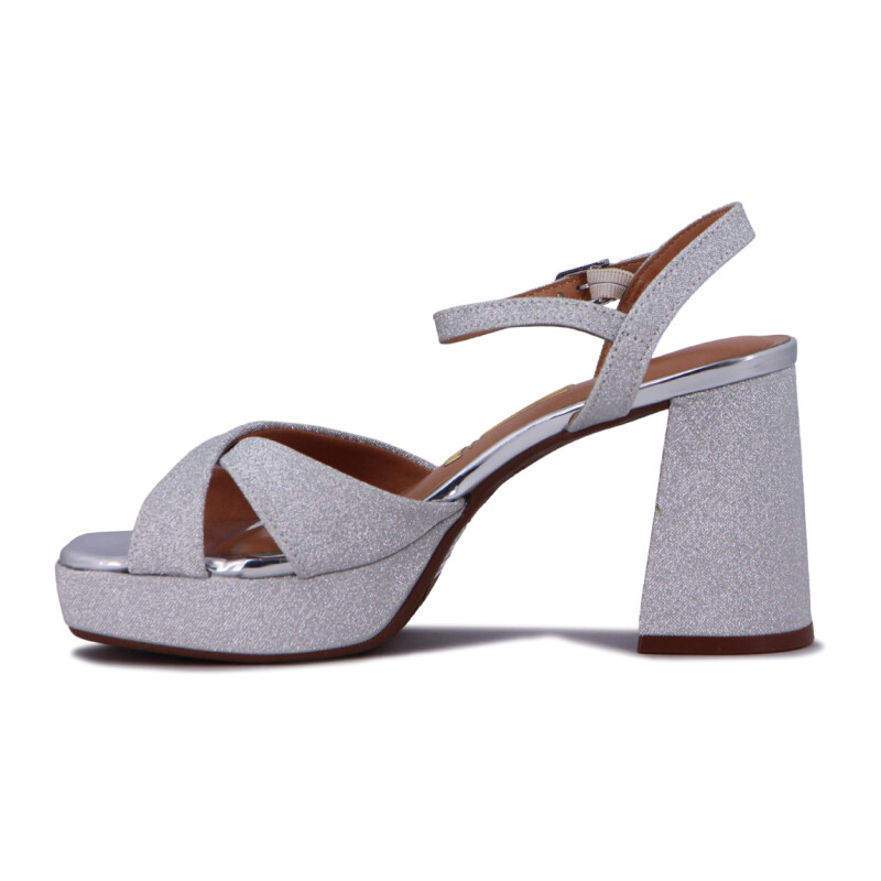 Vizzano Sandalia Tira Cruzada C/pulsera Taco Cuadrado Plata