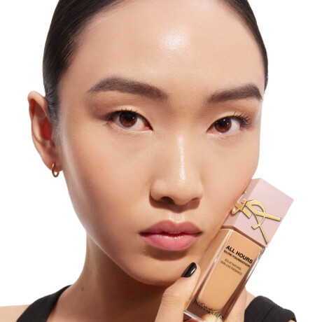 Base de Maquillaje Yves Saint Laurent All Hours Glow Foundation LW8 25ml Base de Maquillaje Yves Saint Laurent All Hours Glow Foundation LW8 25ml