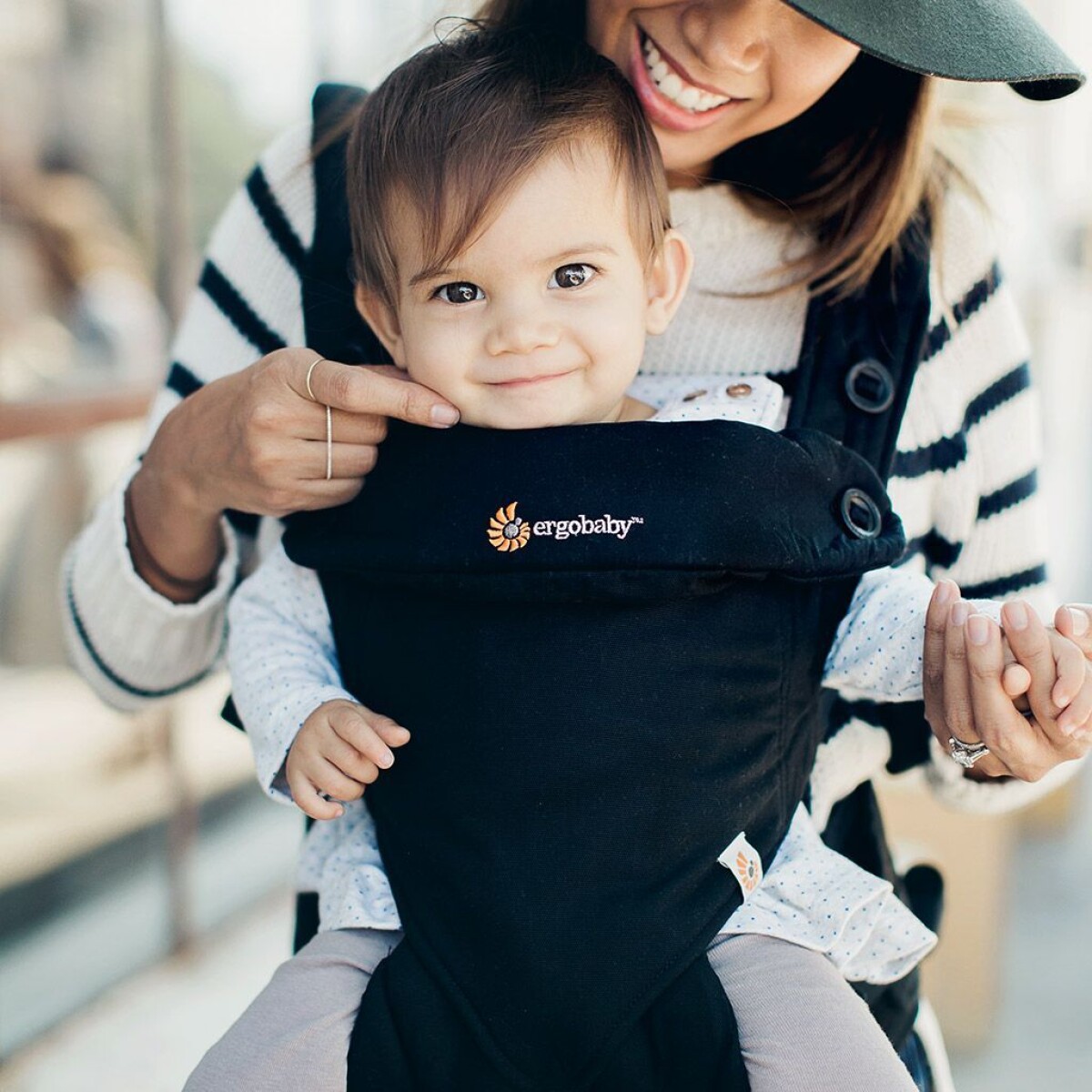Mochila porta bebe ERGOBABY 360 - - negro 