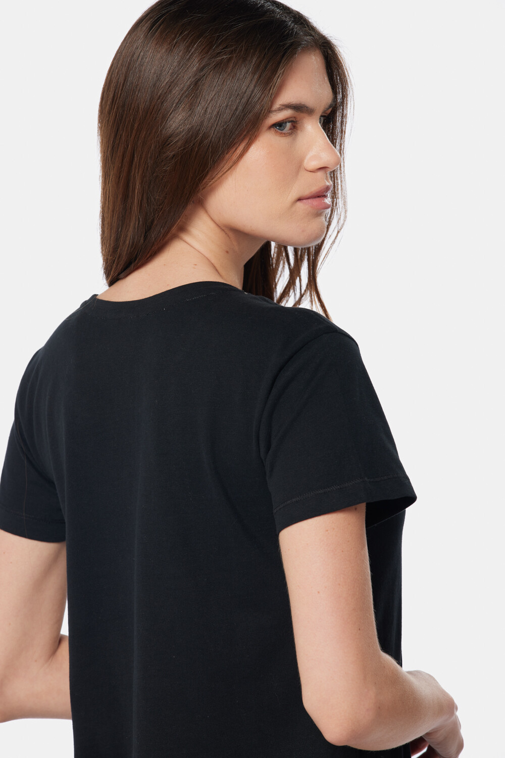 REMERA LISA Negro