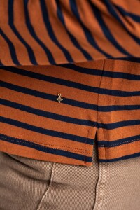 Remera Algodón Elastano Rayada Camel