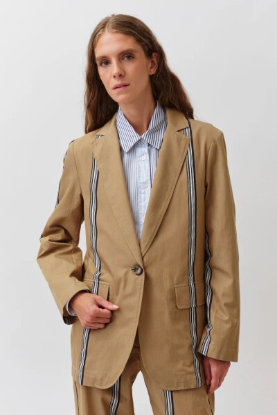 CHAQUETA VOUZIANO Camel