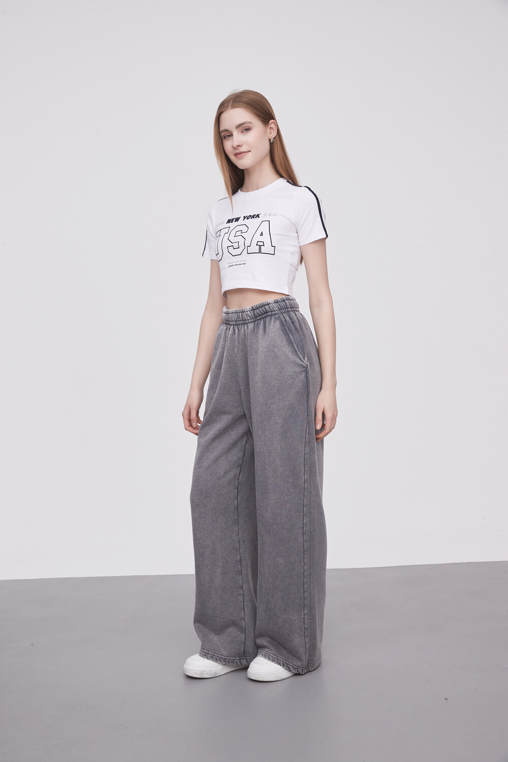 Pantalon Deportivo Loila Gris Oscuro