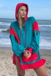 Hoodie Walabi Rojo y Petroleo