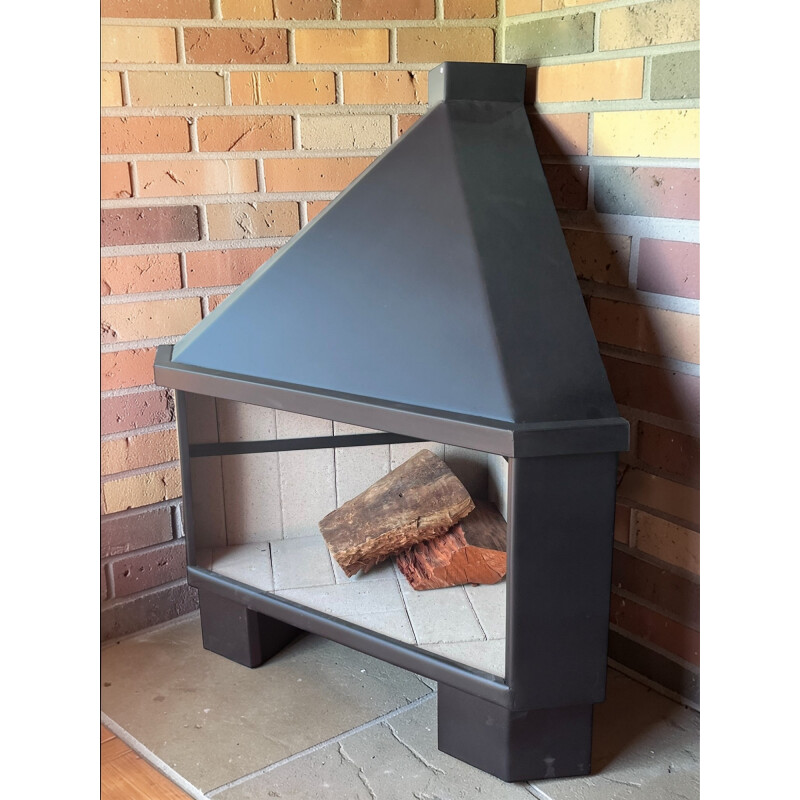 Estufa Metálica Esquinera 70 cm con Ladrillos Refractarios Estufa Metálica Esquinera 70 cm con Ladrillos Refractarios