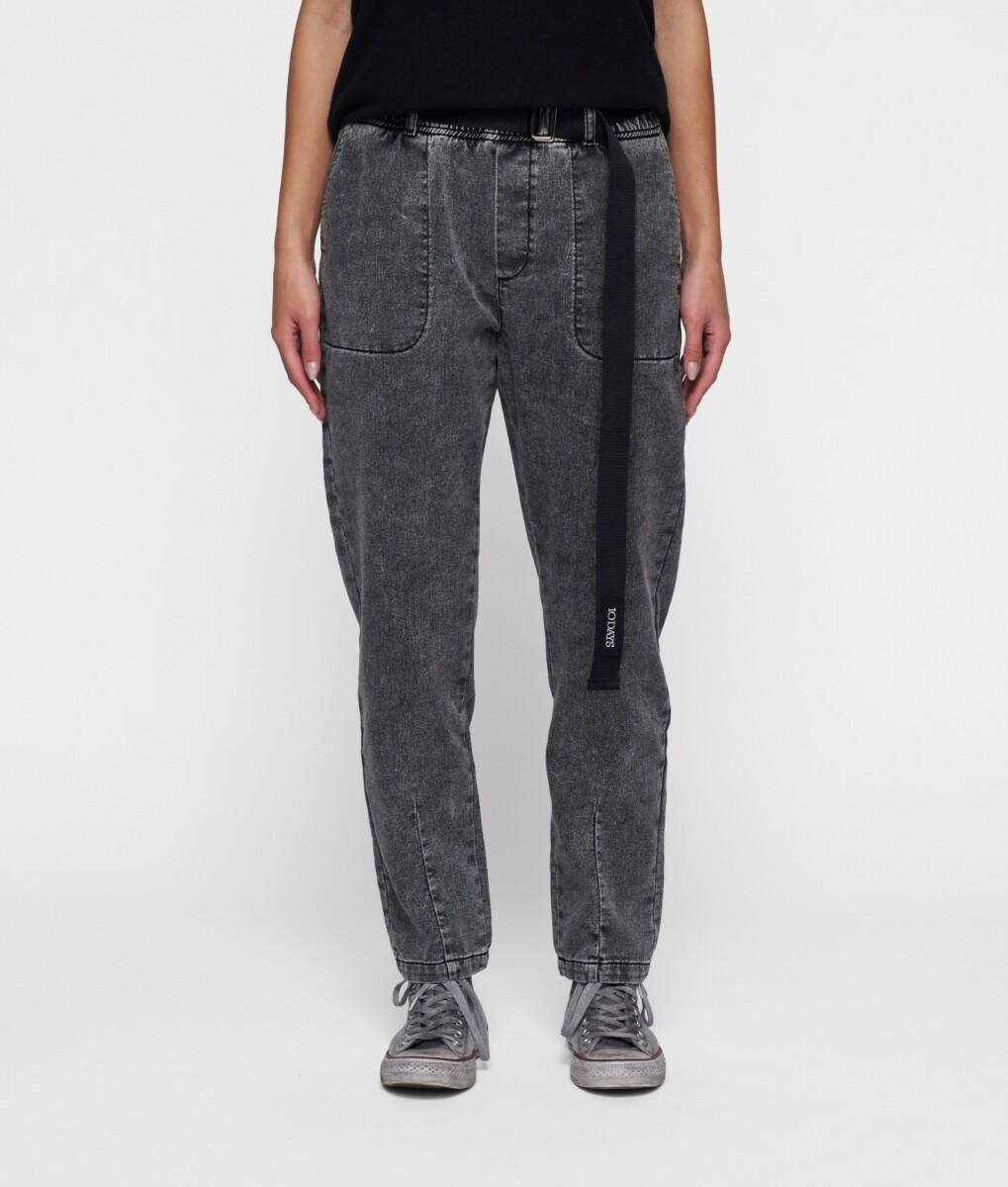 PANTALÓN CON CINTO 