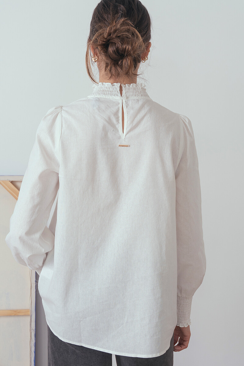 Shili Off White