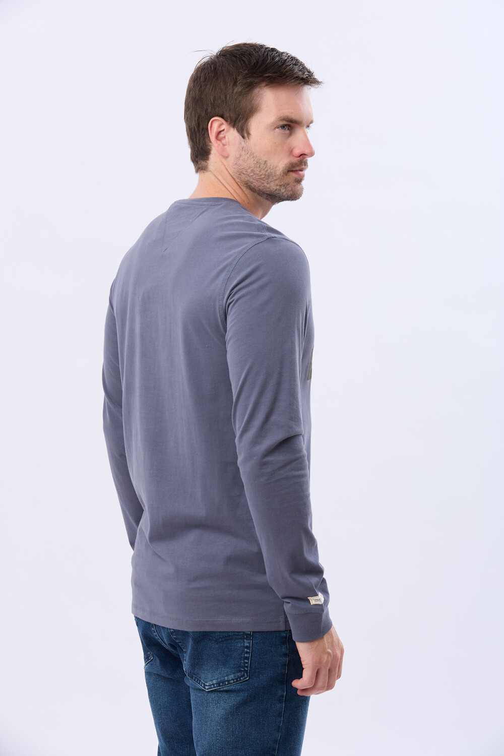 REMERA ESTAMPADA DE ALGODÓN INDIGO