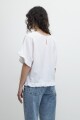 Blusa con volados blanco