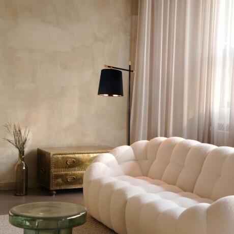 Luminaria de pie pantalla negra y detalles en madera E27 163cm Luminaria de pie pantalla negra y detalles en madera E27 163cm