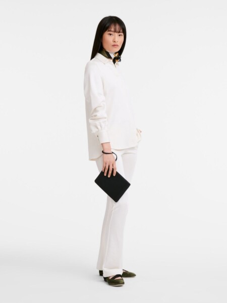 Longchamp -POUCH CUERO 3D 001