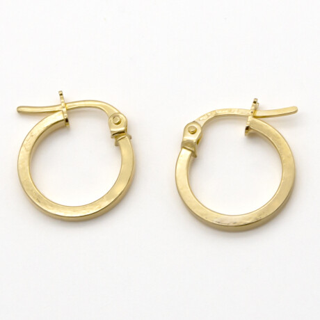 Par de aros de oro 9 ktes. Par de aros de oro 9 ktes.