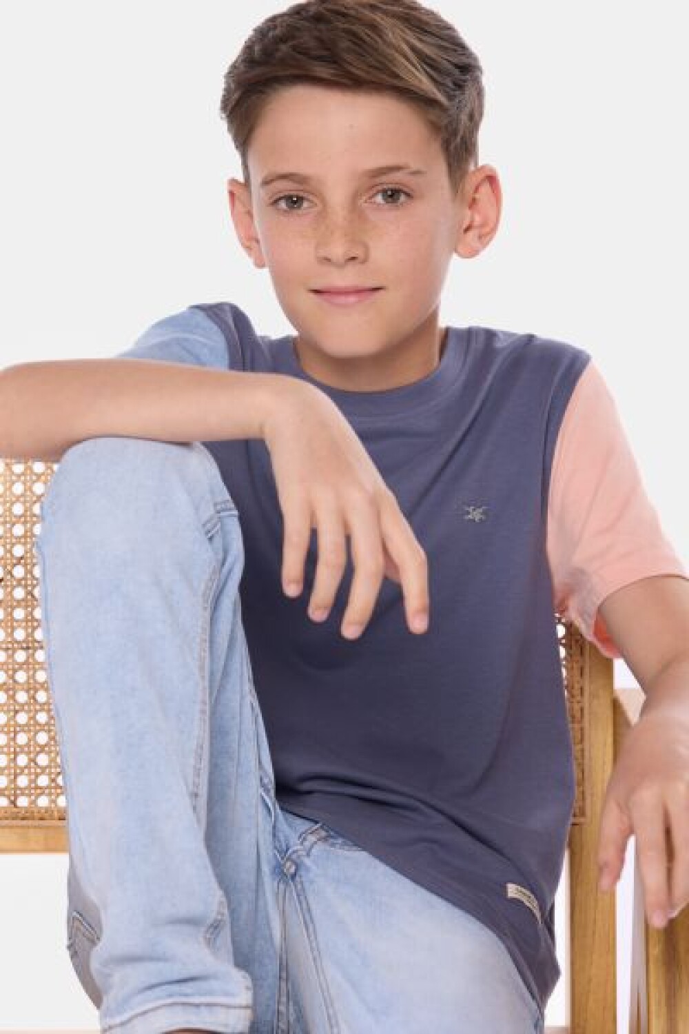 REMERA LISA COMBINADA Lila