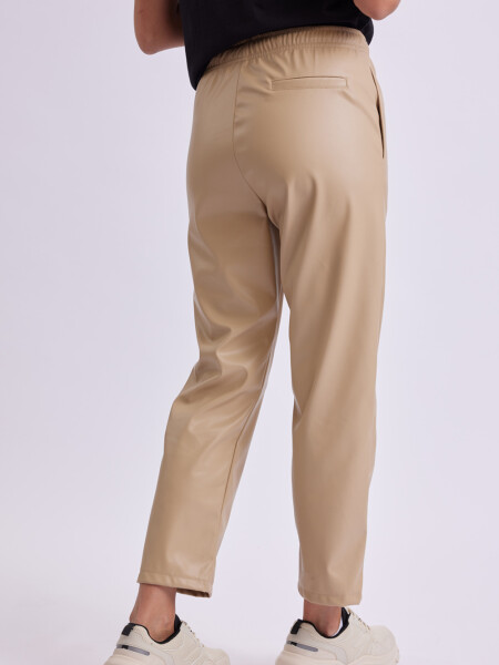 Pantalón pu Beige