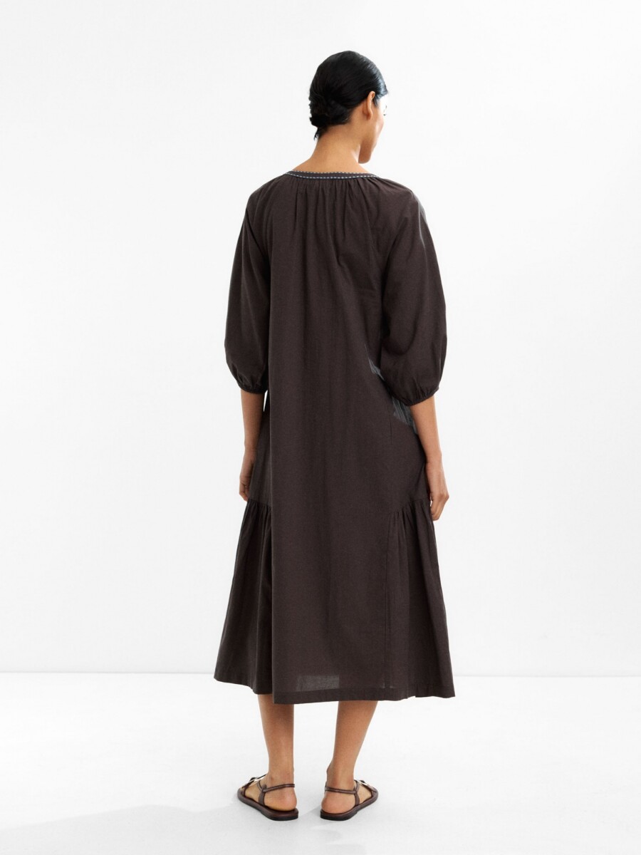Vestido Midi Bordado 100% Algodón marron