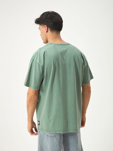 REMERA STONE WASH VERDE
