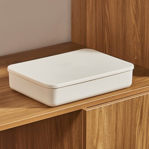 Caja de plástico con Tapa 36x26x8cm 8L Caja de plástico con Tapa 36x26x8cm 8L