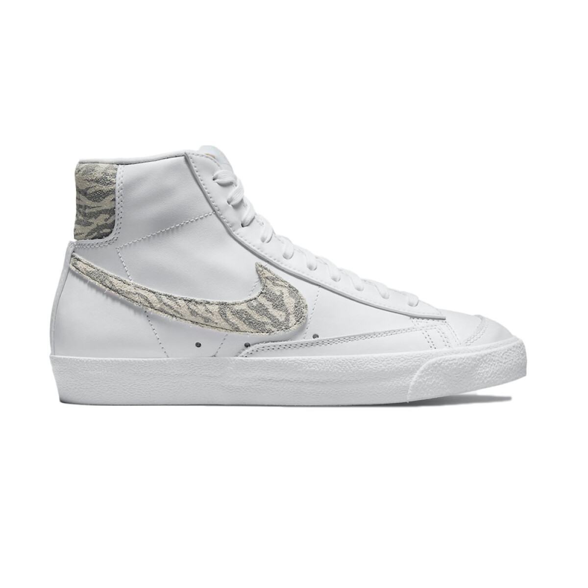 Tenis casual Nike Blazer Mid 77 de mujer | Innvictus