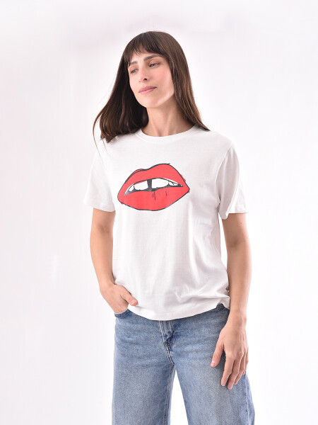 REMERA DENA VARIANTE 4