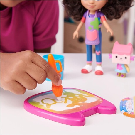Set Muñeca Gabby´s Dollhouse 20 cm Gato Baby + Pizarra 001