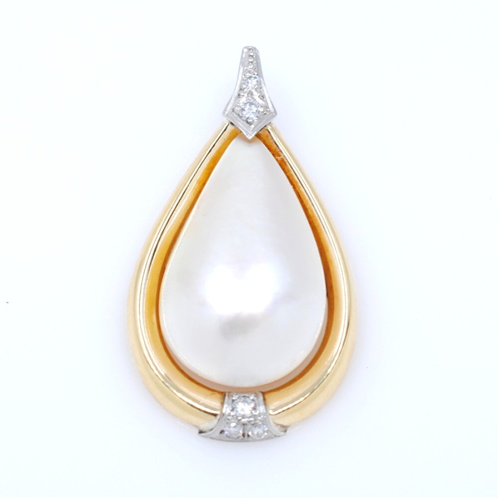 Colgante oro 18k brillantes y perla mabe Colgante oro 18k brillantes y perla mabe