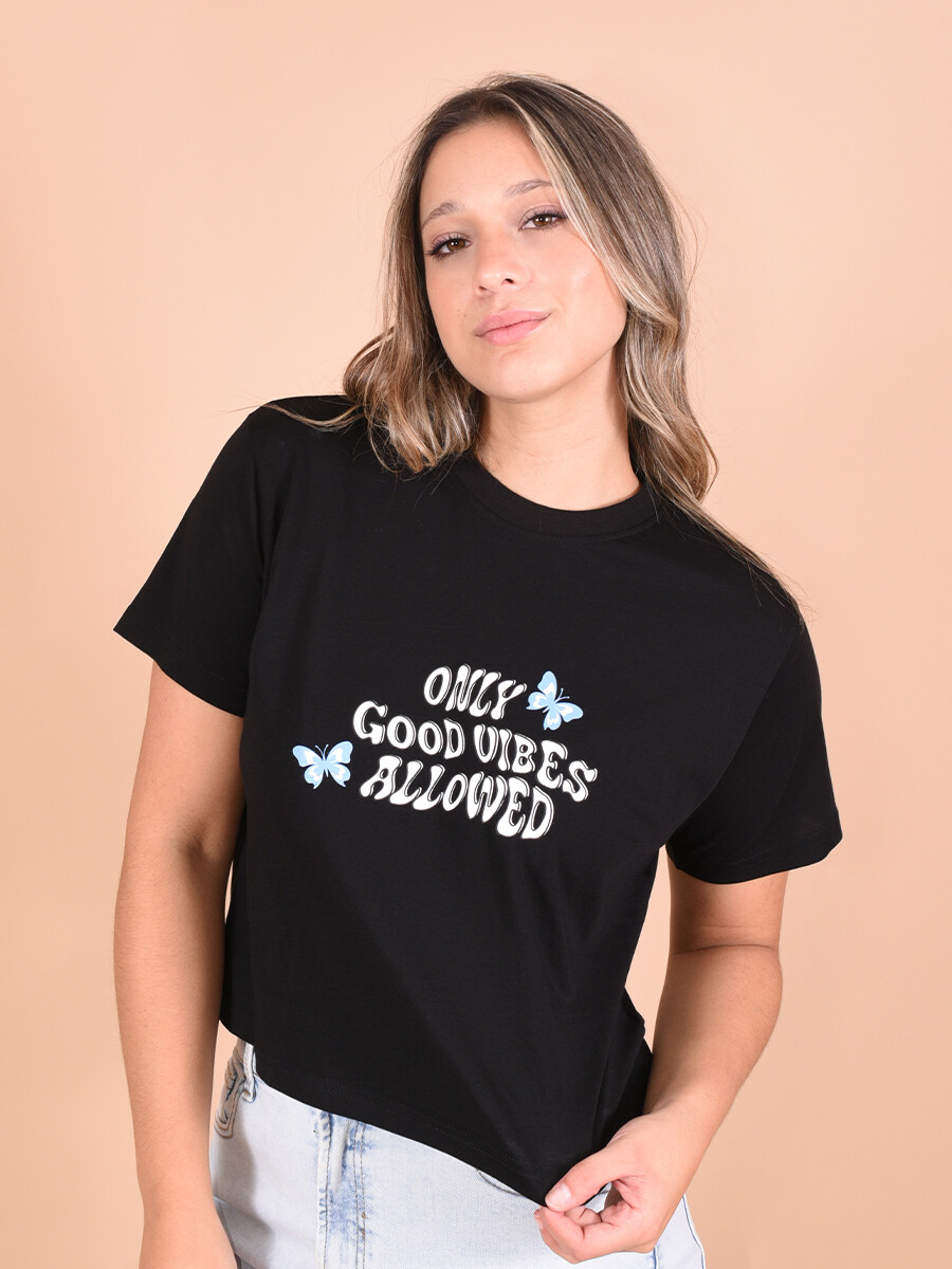 REMERA ONLY GOOD VIBES - NEGRO 