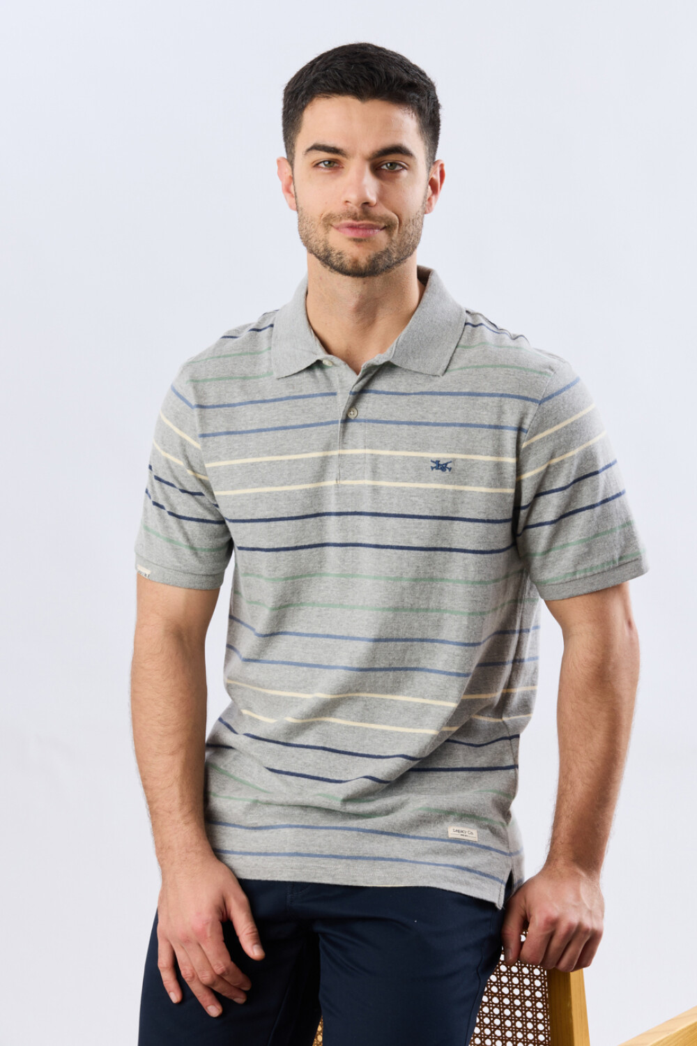 REMERA POLO RAYADA JERSEY Gris