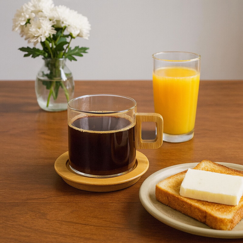 Mug de Vidrio con Base y Asa de Bambu Mug de Vidrio con Base y Asa de Bambu