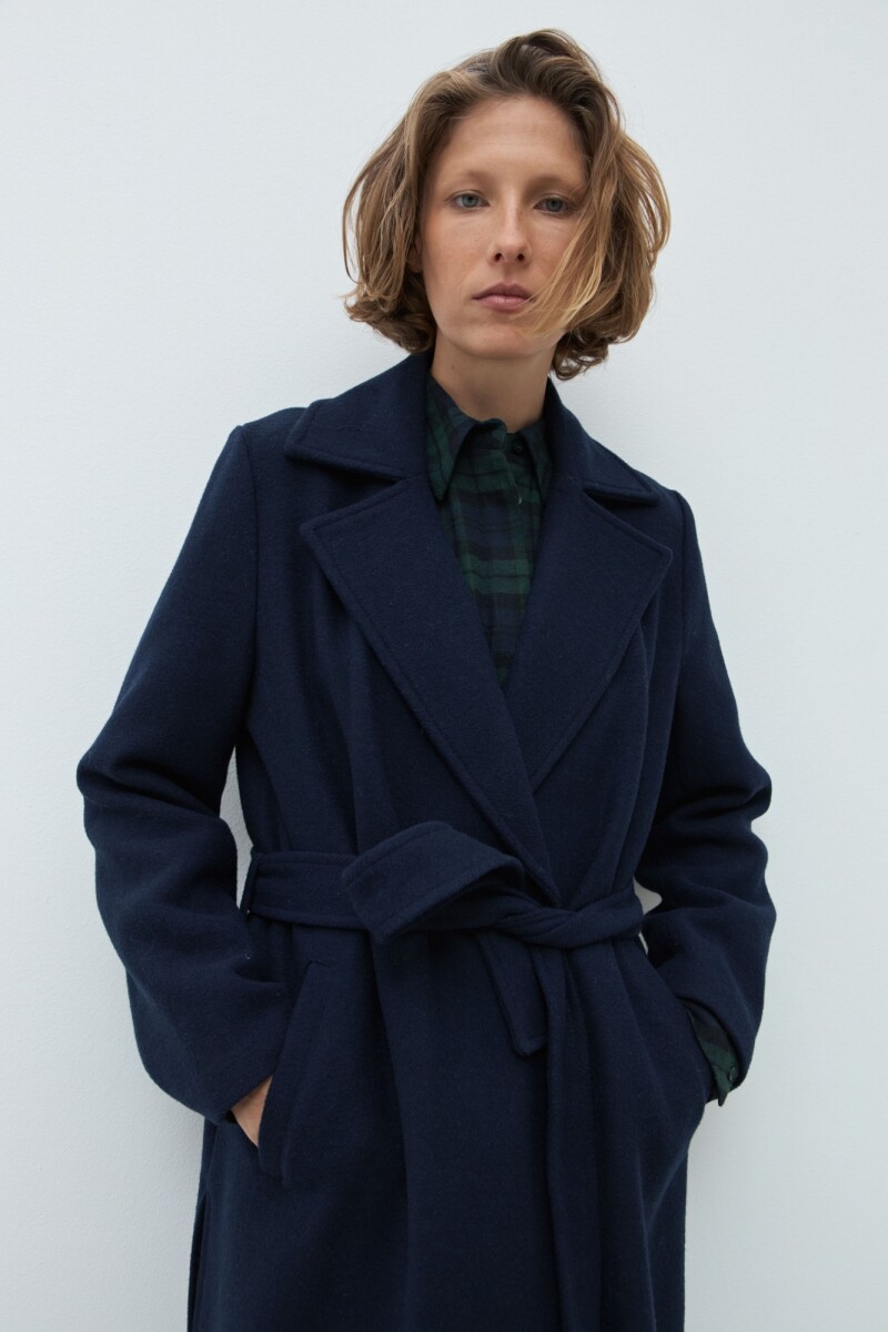 Tapado con solapa azul marino