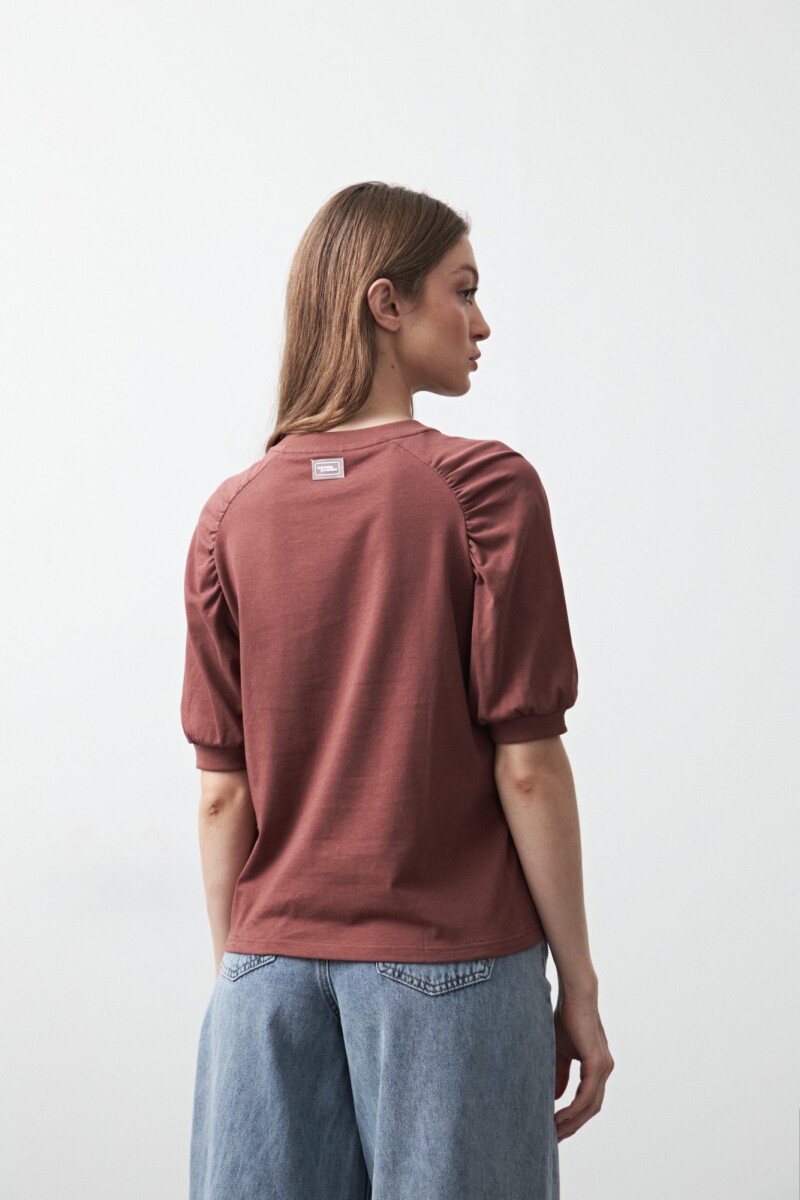 REMERA ORONJA Ladrillo