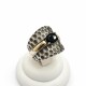 Anillo martillado con zirconia Anillo martillado con zirconia