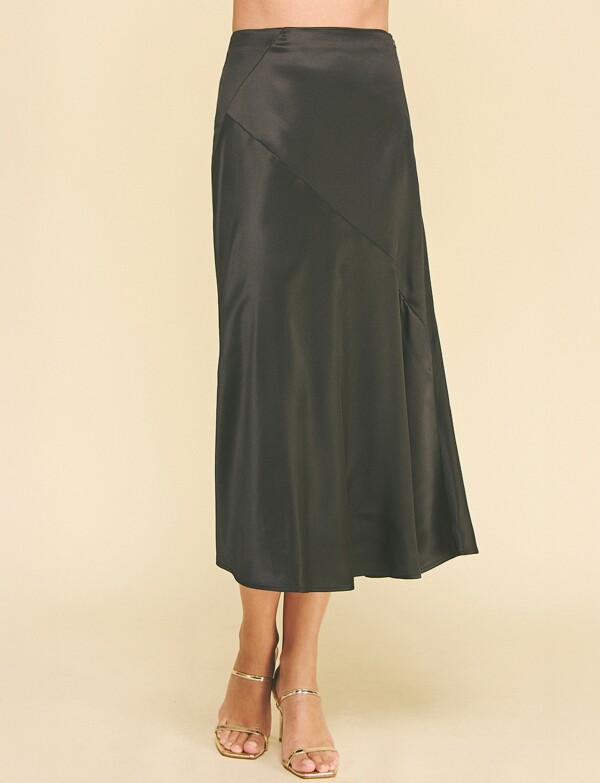 Falda Maxi Saten NEGRO