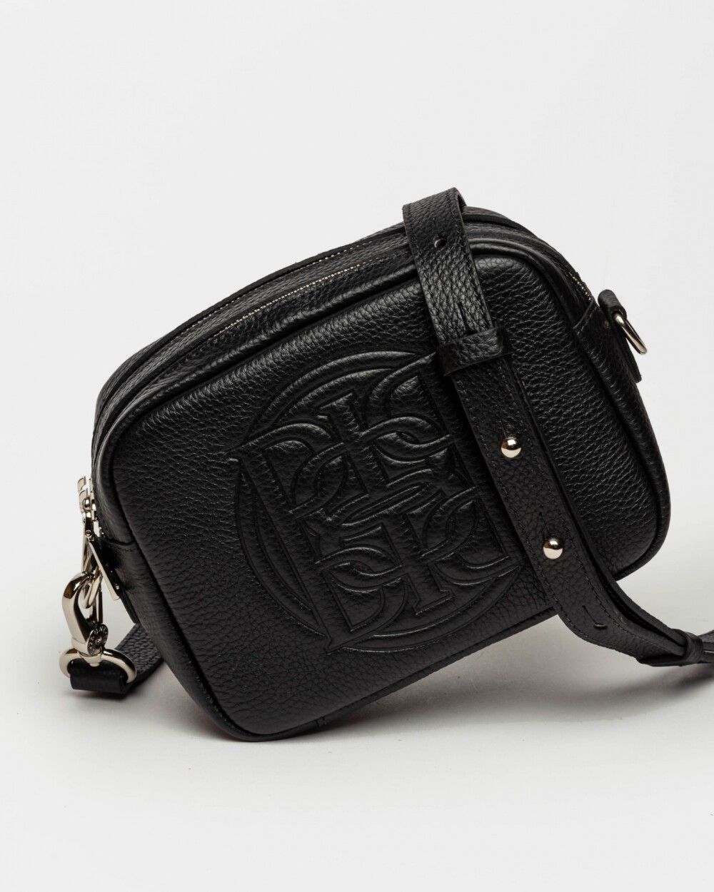 Bandolera Eterial en cuero graneado Negro