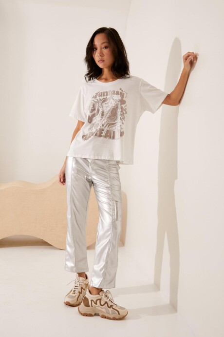 REMERA FANTASY REMERA FANTASY