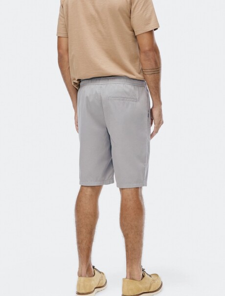 BERMUDA BÁSICA DE SARGA GRIS