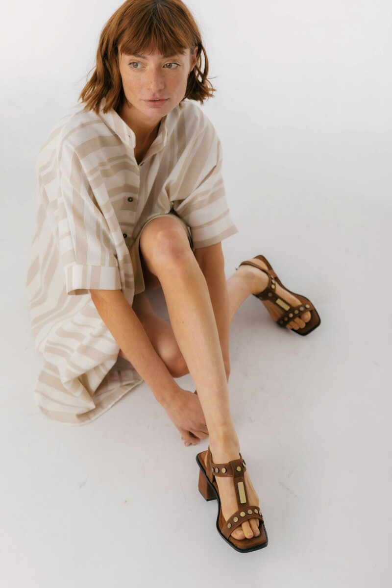 Sandalia Gardenia Marron