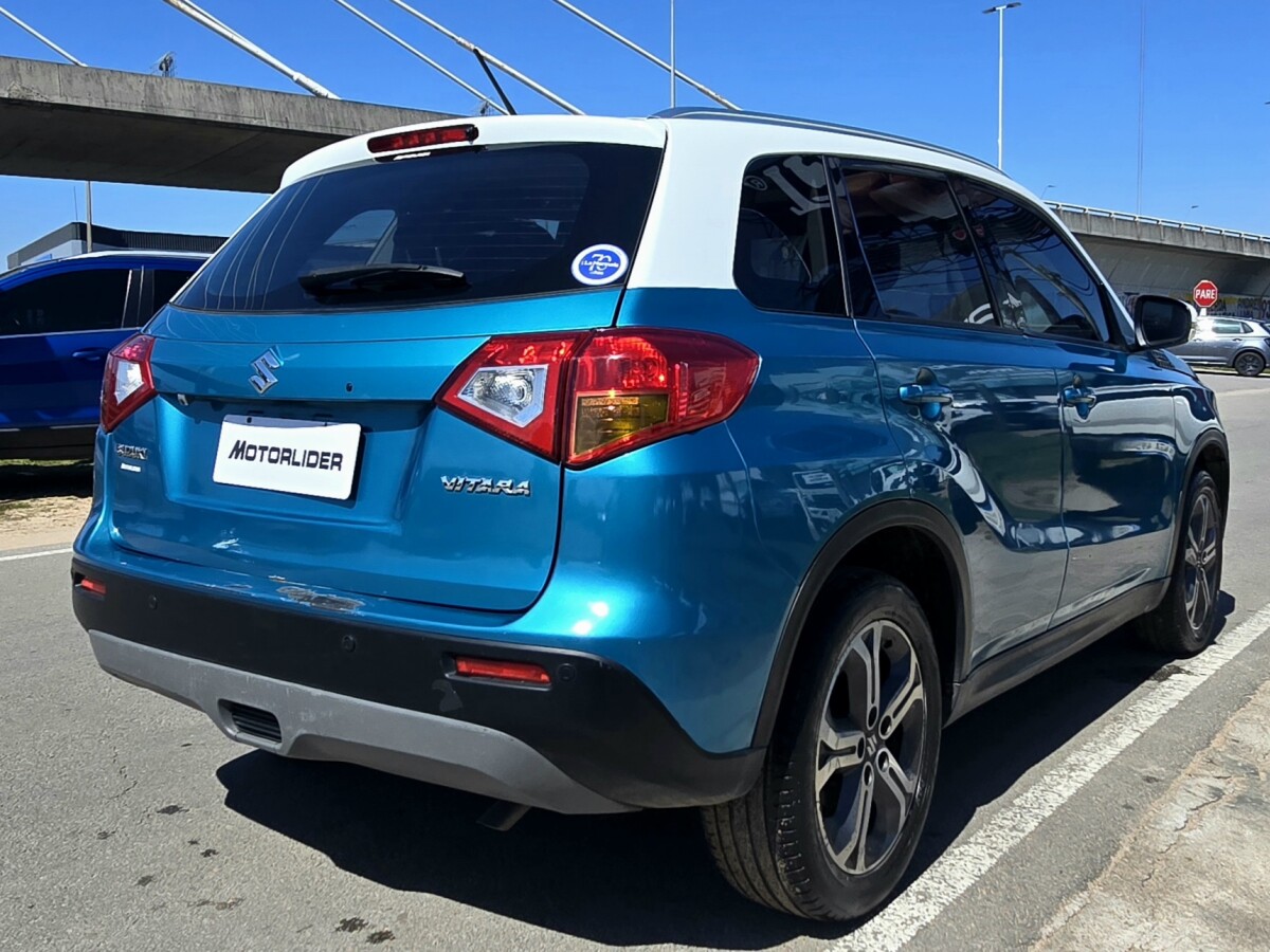 Suzuki Vitara GLX EXCELENTE ESTADO! | Permuta / Financia Suzuki Vitara GLX EXCELENTE ESTADO! | Permuta / Financia