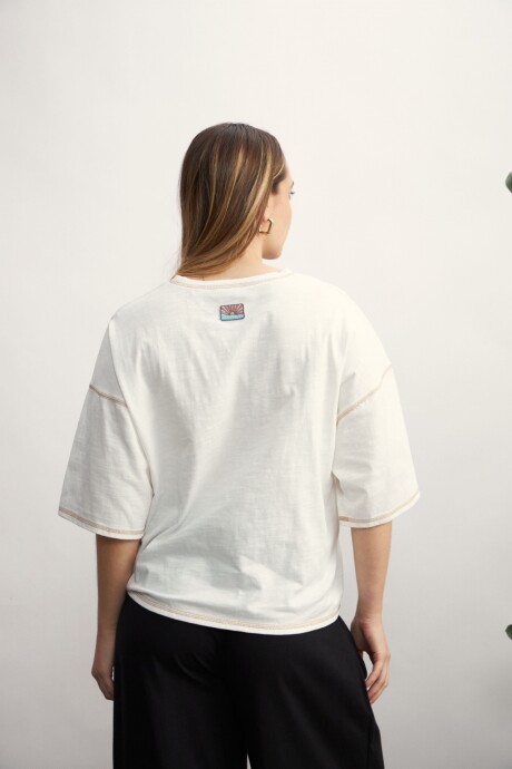 Remera Gina Crema