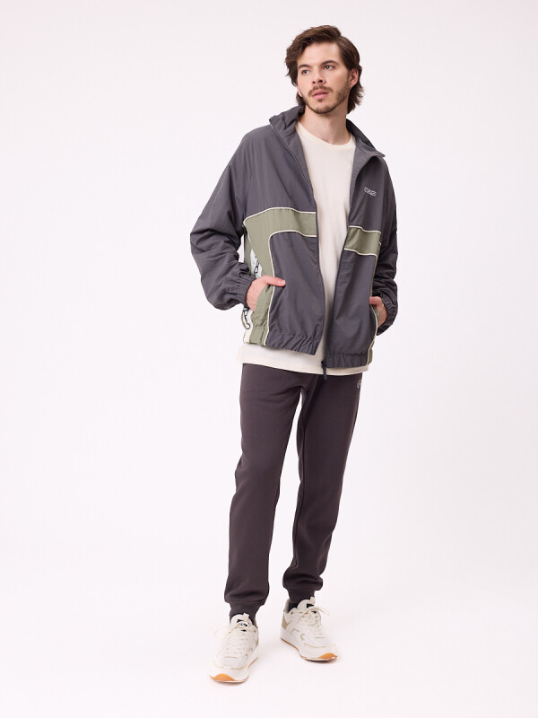 ROMPEVIENTOS PIPPER RUSTY Gris Oscuro